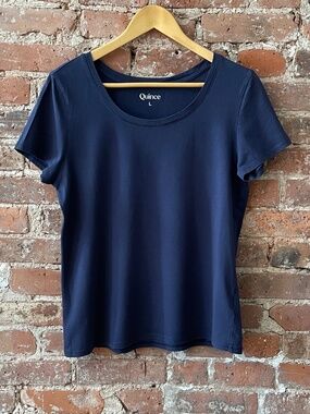 Quince Navy Blue Scoop Neck Tee Shirt